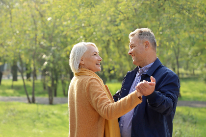 大团圆结亲情会